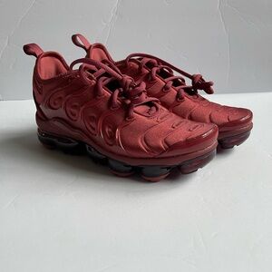 Nike Air Vapormax Plus Women's Shoes (FQ8878-661, Cedar/Rugged Orange) Size 8
